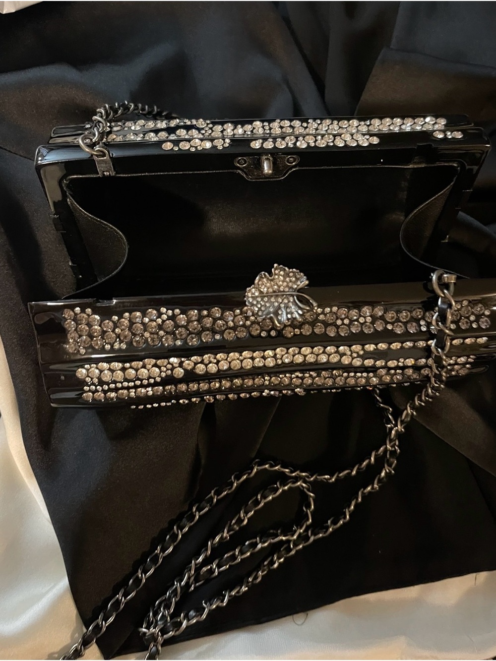 Chanel Black Plexiglass Strass Log CC Minaudière Clutch, 2018 rate - Picture 11 of 16